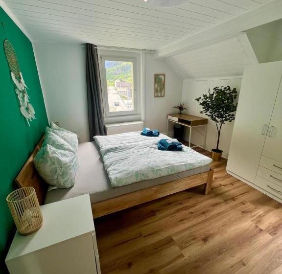 غرفة قياسية حمام مشترك, Haus Biasca