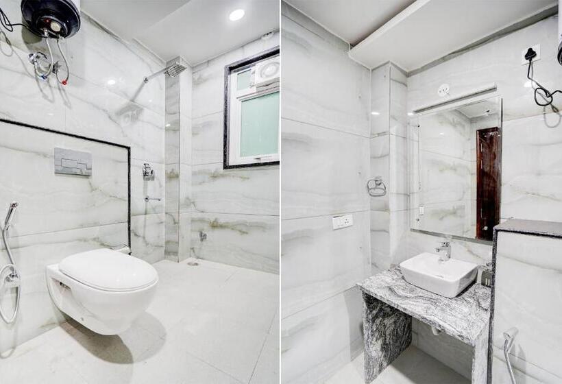 Triple Classic Room, O Tanishq Ashiana