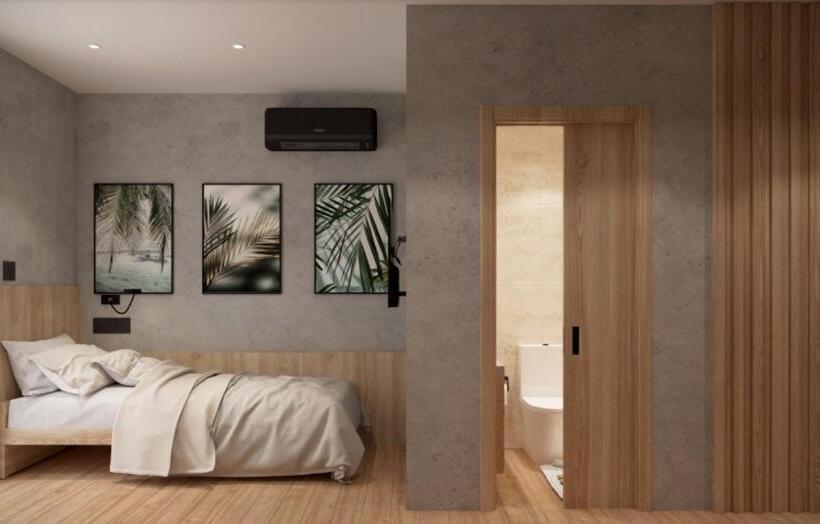 اتاق استاندارد چهار تخته, University Boutique Rooms