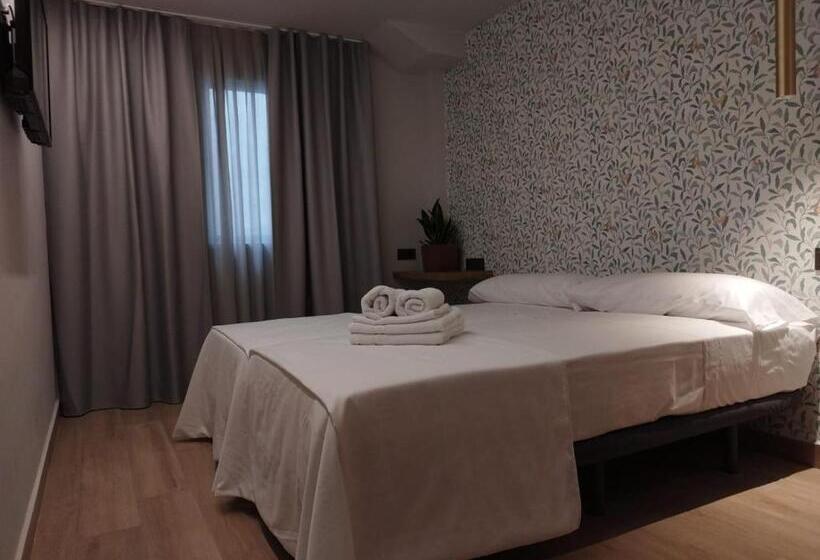 اتاق استاندارد, Plaza Rooms