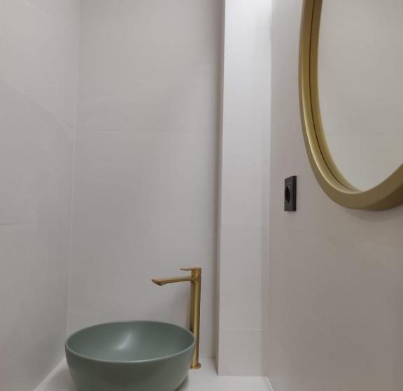 اتاق استاندارد یک نفره, Plaza Rooms