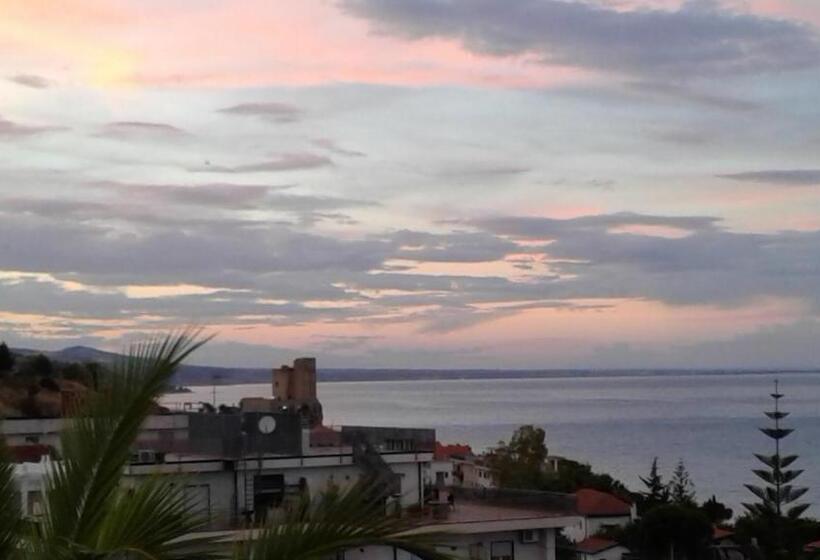 חדר דלוקס לשלושה עם נו לים, L Oasi