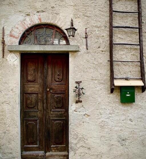 Четырехместный Номер Стандарт с Балконом, Agriturismo La Molina