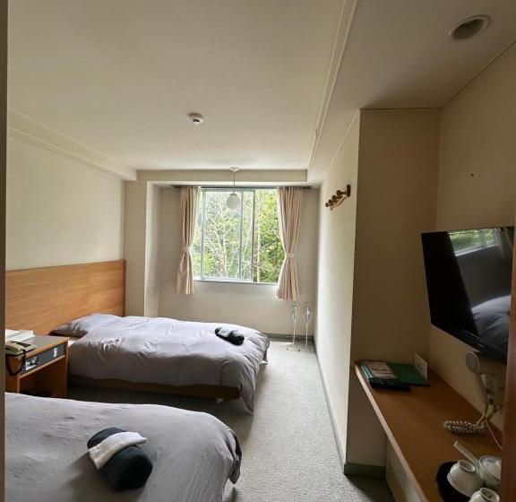 חדר סטנדרט, Arise Hakuba