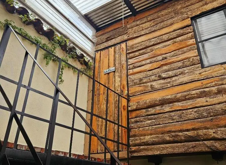 اتاق استاندارد با چشم‌انداز کوهستان, Cermeño S House