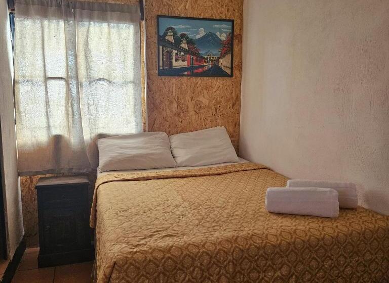 اتاق استاندارد, Cermeño S House