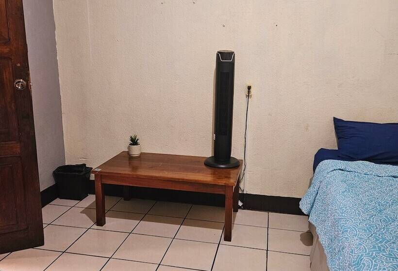 اتاق استاندارد با 2 تخت دوبل, Cermeño S House