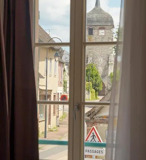 キングサイズベッドのスタンダードルーム, Hôtel De La Croix Blanche