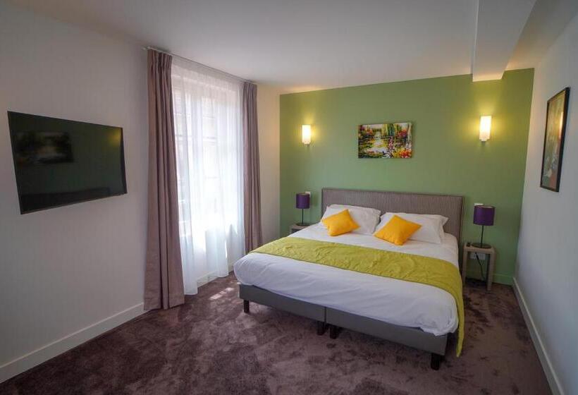 Семейный Номер, Hôtel De La Croix Blanche