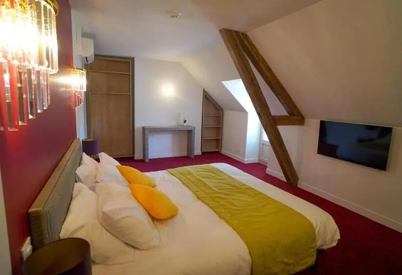 キングサイズベッドのスイートルーム, Hôtel De La Croix Blanche