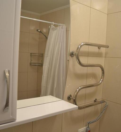 شقة غرفة واحدة, Promenad