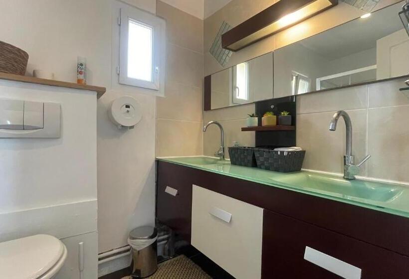 Quarto Quadruplo Estandar Banheiro Compartilhado, Le Doolie S   Hostel B&b