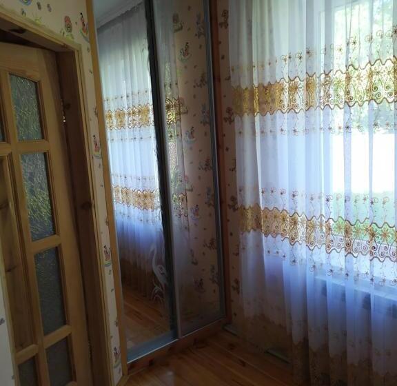 ویلای 1 خوابه با چشمانداز باغ, білий птах