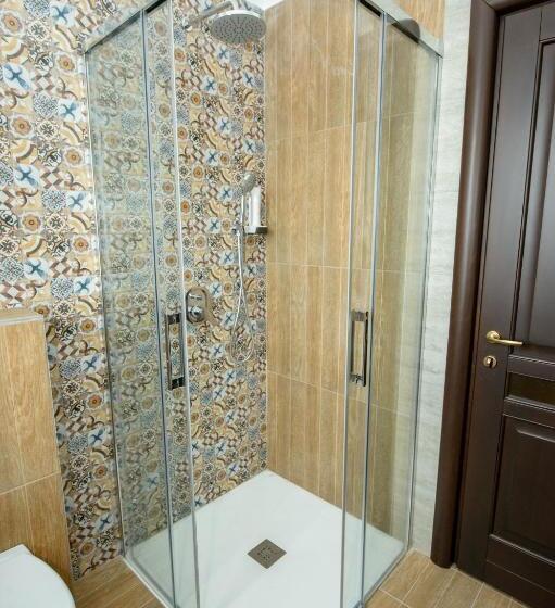 غرفة قياسية مطلة على الجبل, Casa Bucatarului