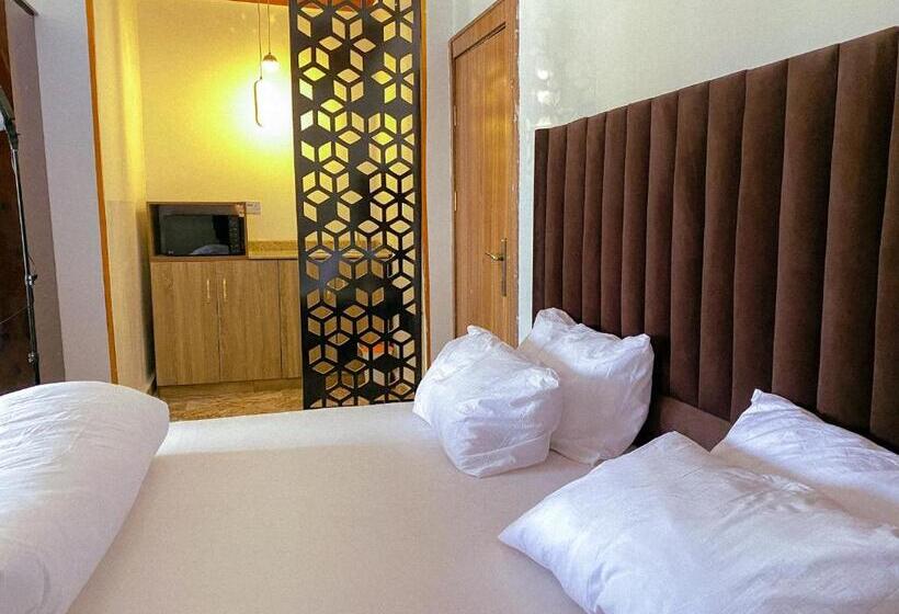 اتاق استاندارد یک نفره, Exclusive Pages