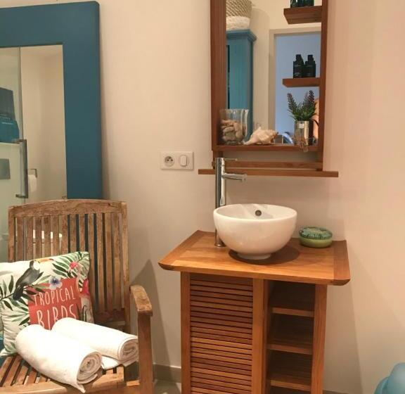 带大床的标准间, La Part Des Anges