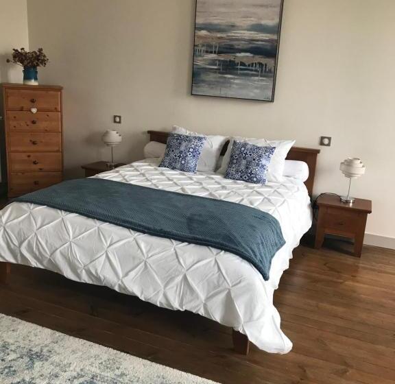 带大床的标准间, La Part Des Anges