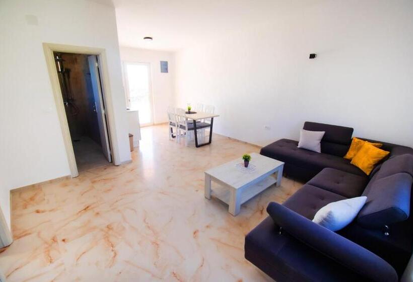 استودیوی استاندارد با چشمانداز دریا, Mira Sea View