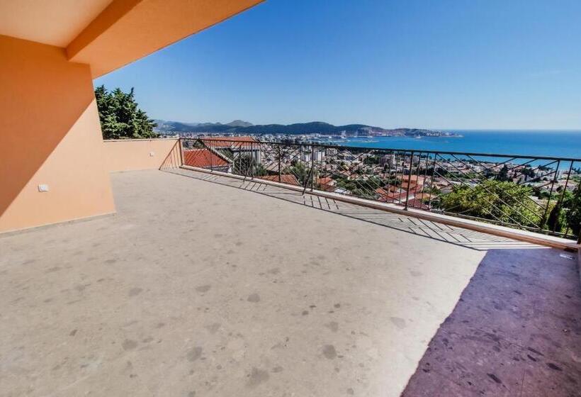 استودیو استاندارد با تراس, Mira Sea View