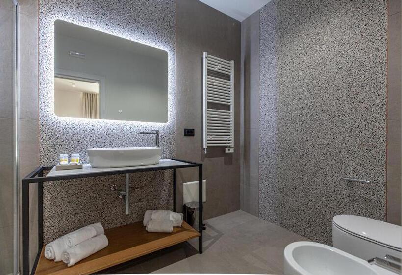 高级大房间, Rh Lifestyle Rooms & Suites