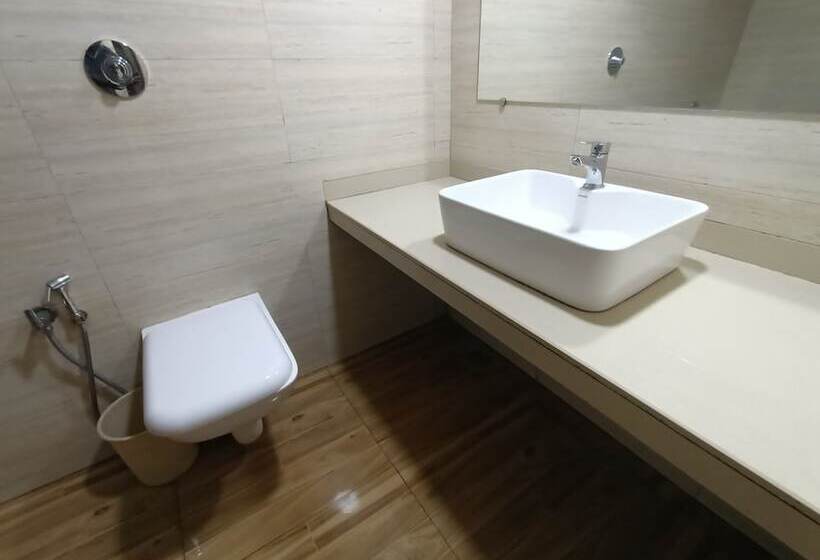 غرفة ديلوكس, Royal Garden Resort