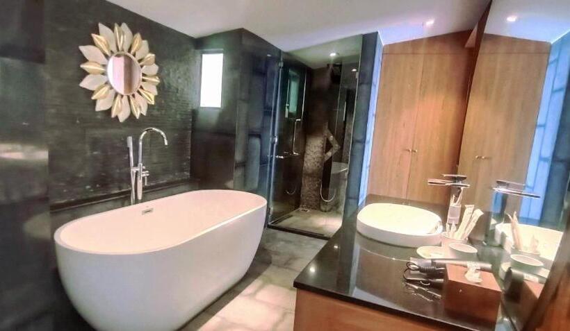 オーシャンビュースイート, Big Sun Residences By Iretreat