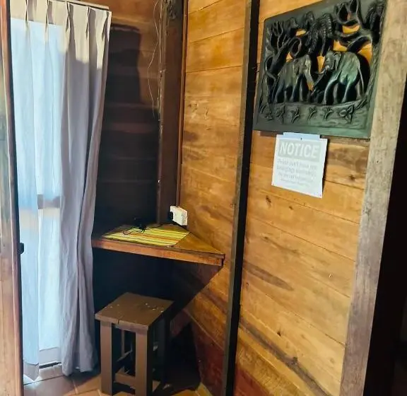 Deluxe Kolmen Hengen Huone, Cool Banyan Cabana