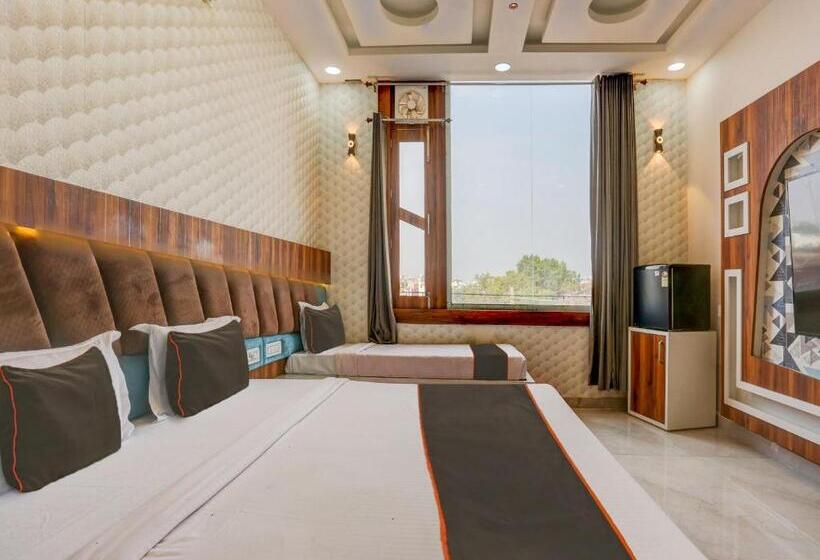 Трехместный Номер Классика, Family Lodge