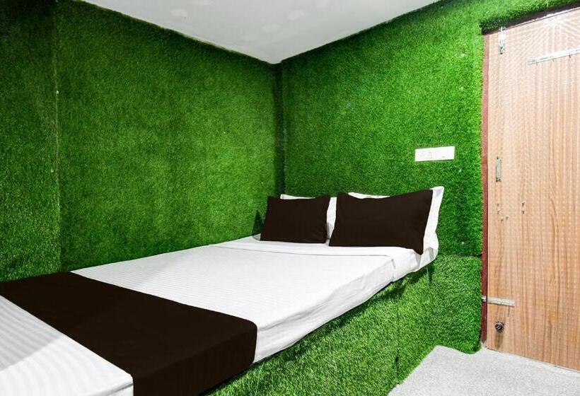 اتاق کلاسیک سه تخته, Spot On Hotel Shree Krishna