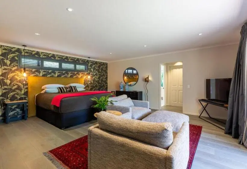 スイート, Accent House Boutique Bed & Breakfast