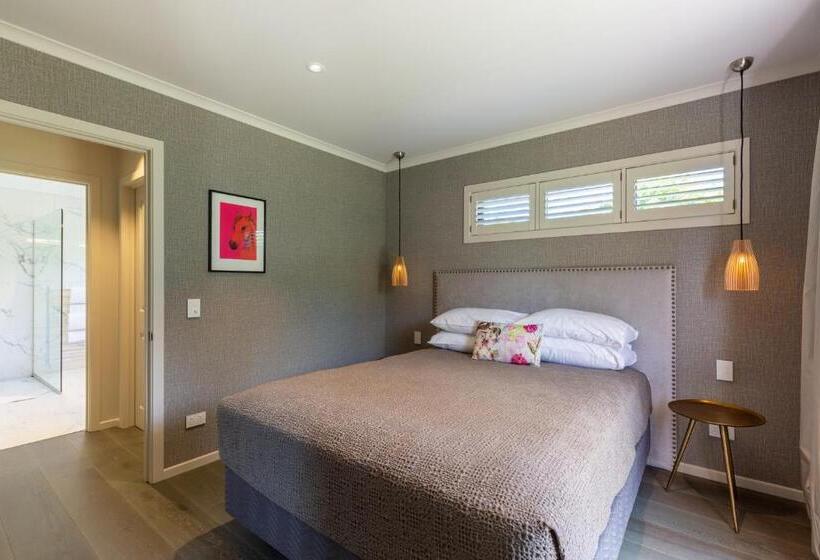 スイート, Accent House Boutique Bed & Breakfast