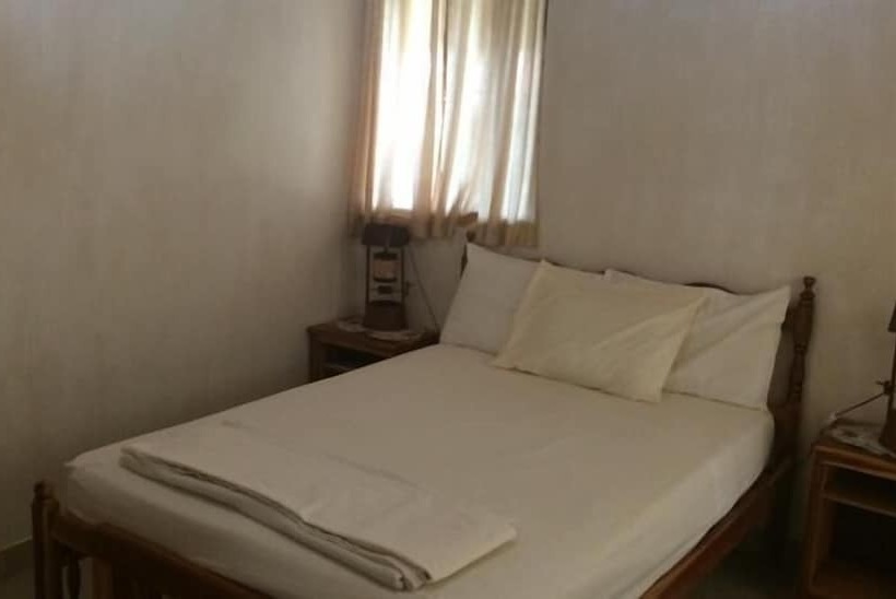 Номер Basic, Dim S Hostal