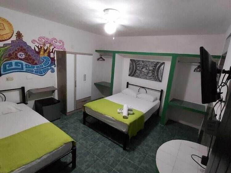 اتاق استاندارد سه نفره, Emotion Avenida Tulum Hotel & Hostal