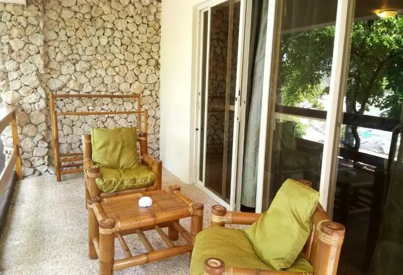 オーシャンビューデラックスルーム, Angelina Beach Resort & Italian Restaurant Malapascua
