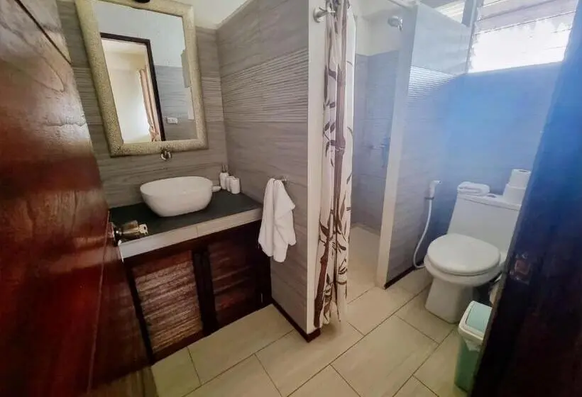バルコニー付きスタンダードステューディオ, Angelina Beach Resort & Italian Restaurant Malapascua