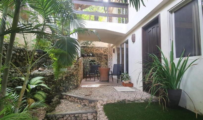 标准房带园景, Angelina Beach Resort & Italian Restaurant Malapascua