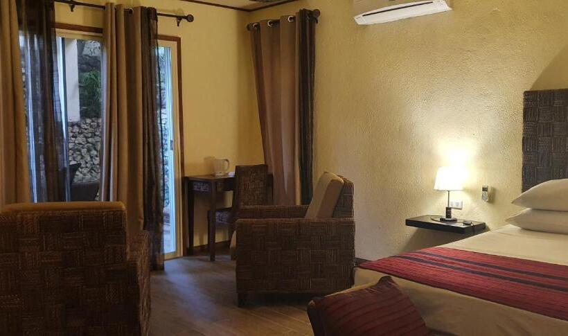 标准房带园景, Angelina Beach Resort & Italian Restaurant Malapascua