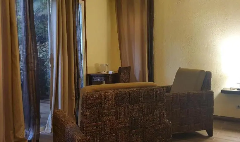 ガーデンビュースタンダードルーム, Angelina Beach Resort & Italian Restaurant Malapascua