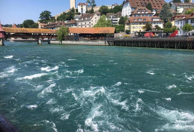 غرفة قياسية, B&b Friedau