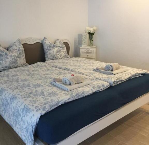 Студия Стандарт, Bed And Breakfast 57