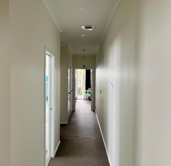 标准间内部标间, Jennie's In Whitianga