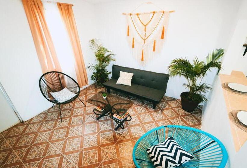 خانه 1 خوابه, Otoch Béek Calakmul