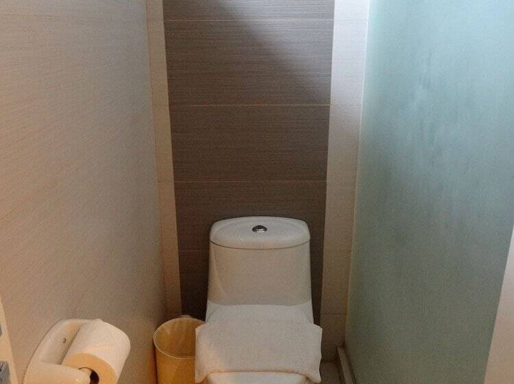 Номер Стандарт, Go Hotels Lanang   Davao