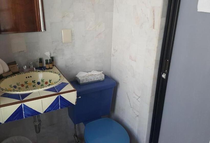 اتاق اکونومی, Hill House Mazatlan   Bed & Breakfast