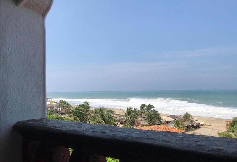 Номер Deluxe Вид на Море с Балконом, Arcoiris