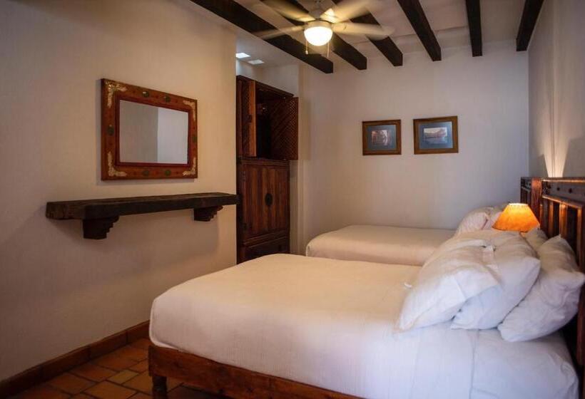 高级套房, El Alcazar