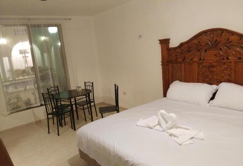 جناح, Hacienda Margot