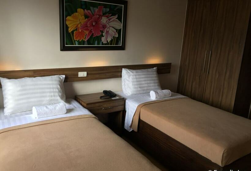 اتاق لوکس, Leope