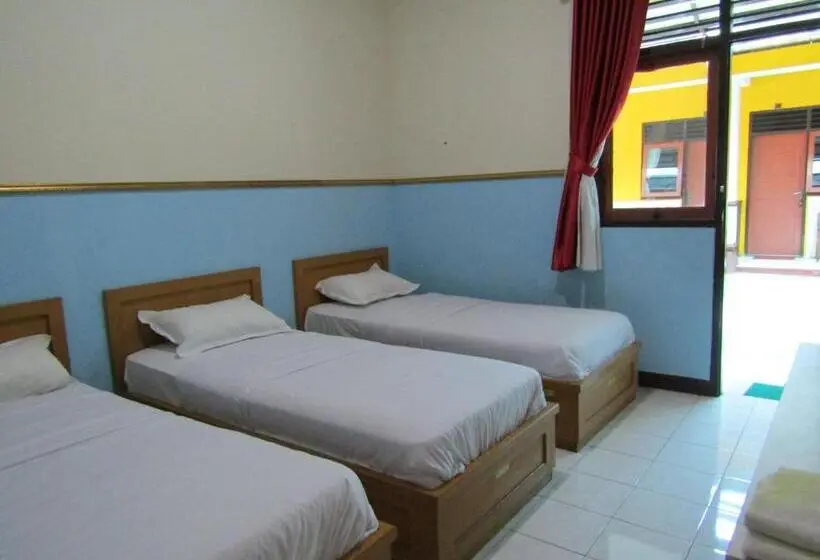 3-Bett-Standardzimmer, Bip Tawangmangu