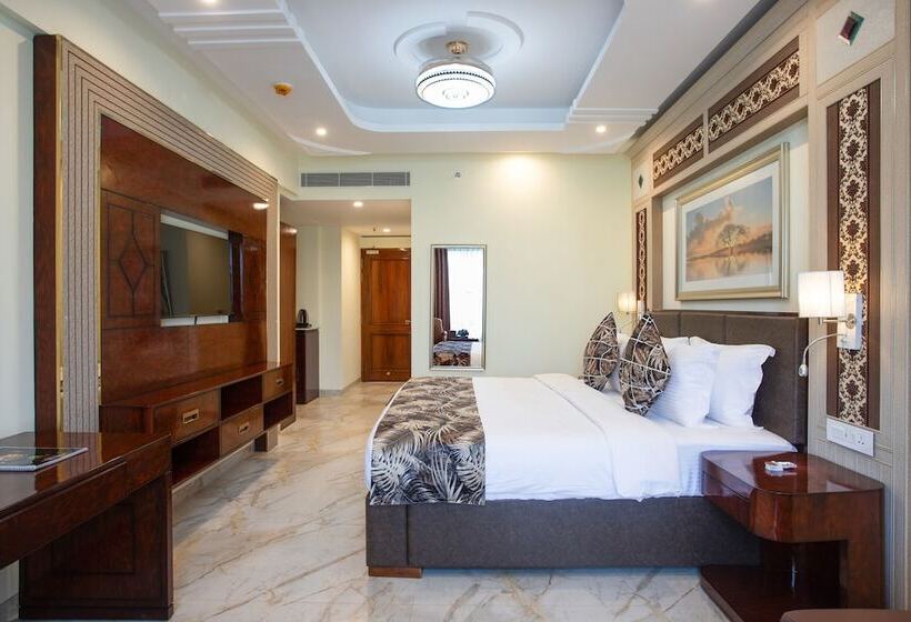 اتاق پرمیوم, The Avenue Grand